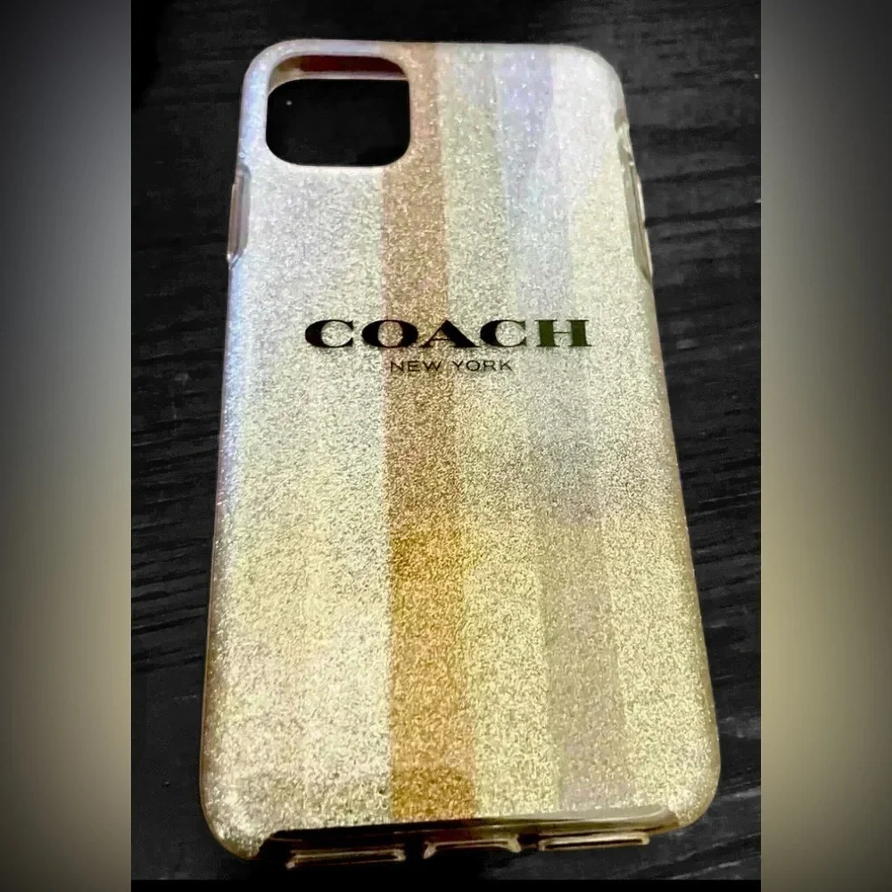 📲🆕📲 Coach iPhone 11 Pro Max Glitter Case In Gold, Silver, and Neutral-6.5”